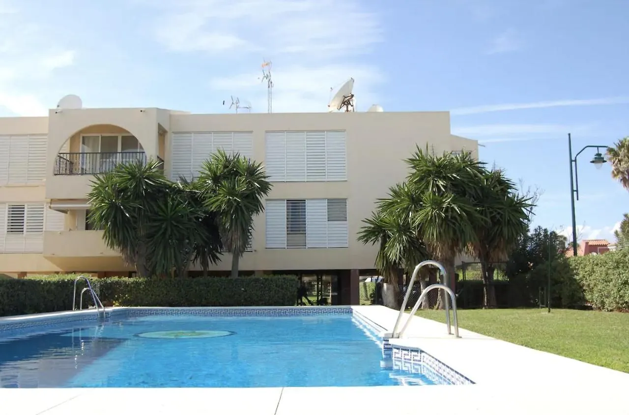Bonito Apartamento En La Playa, Guadalmar. Málaga