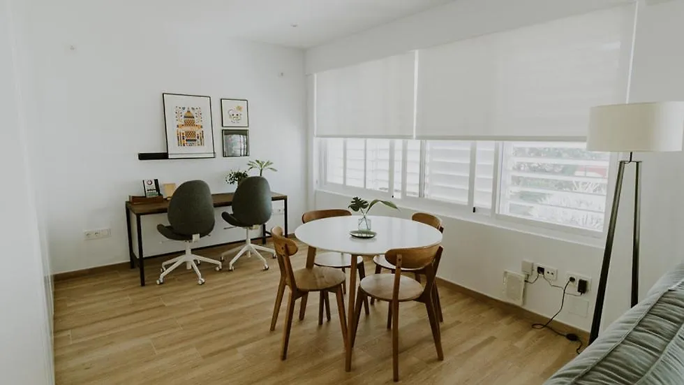 Bonito Apartamento En La Playa, Guadalmar. Μάλαγα